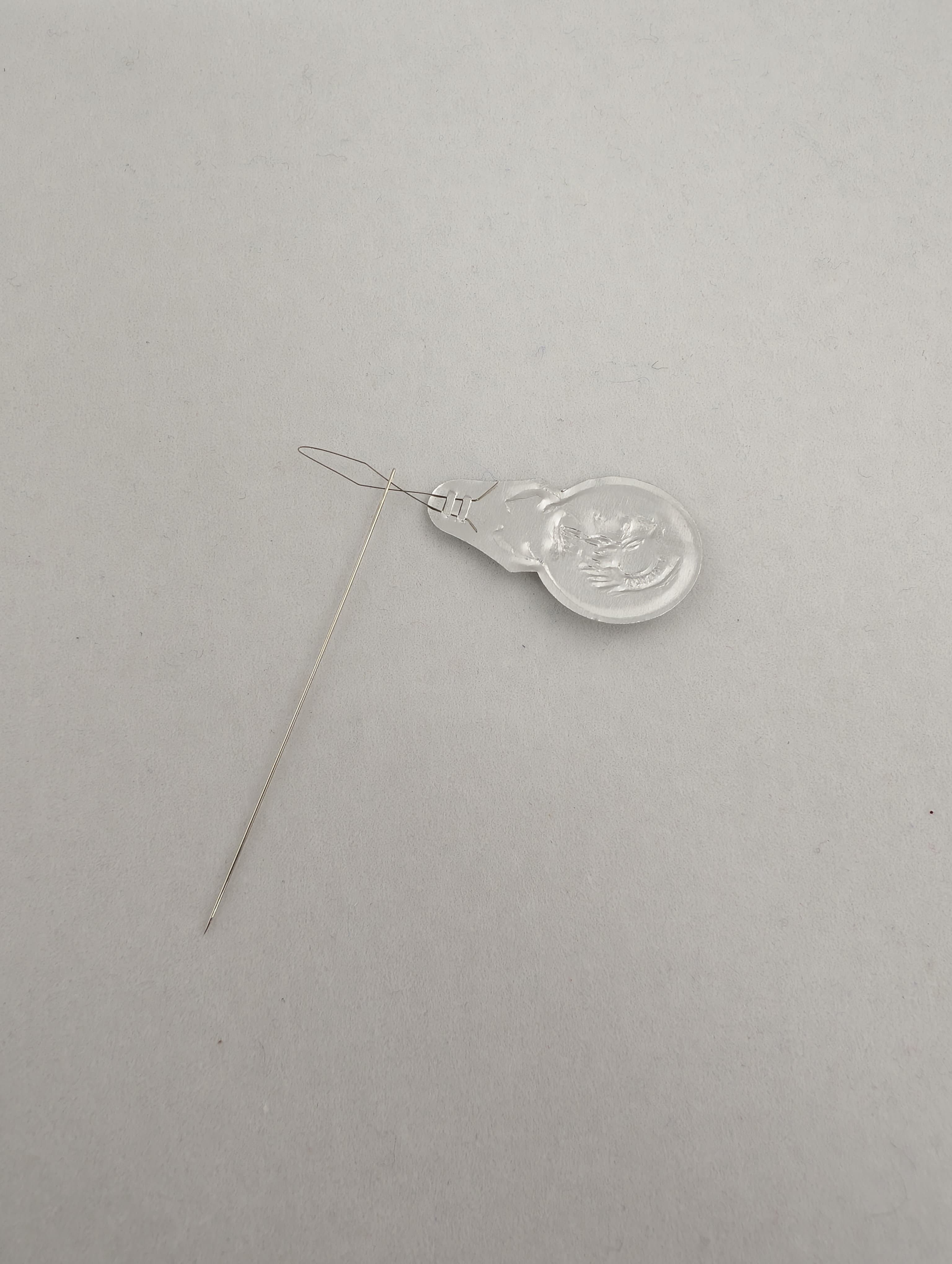 Needle threader